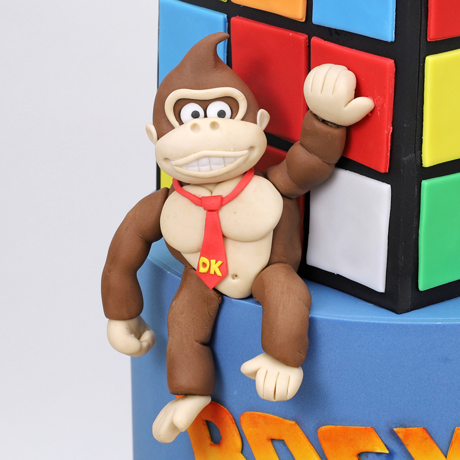 80s themed wedding cake