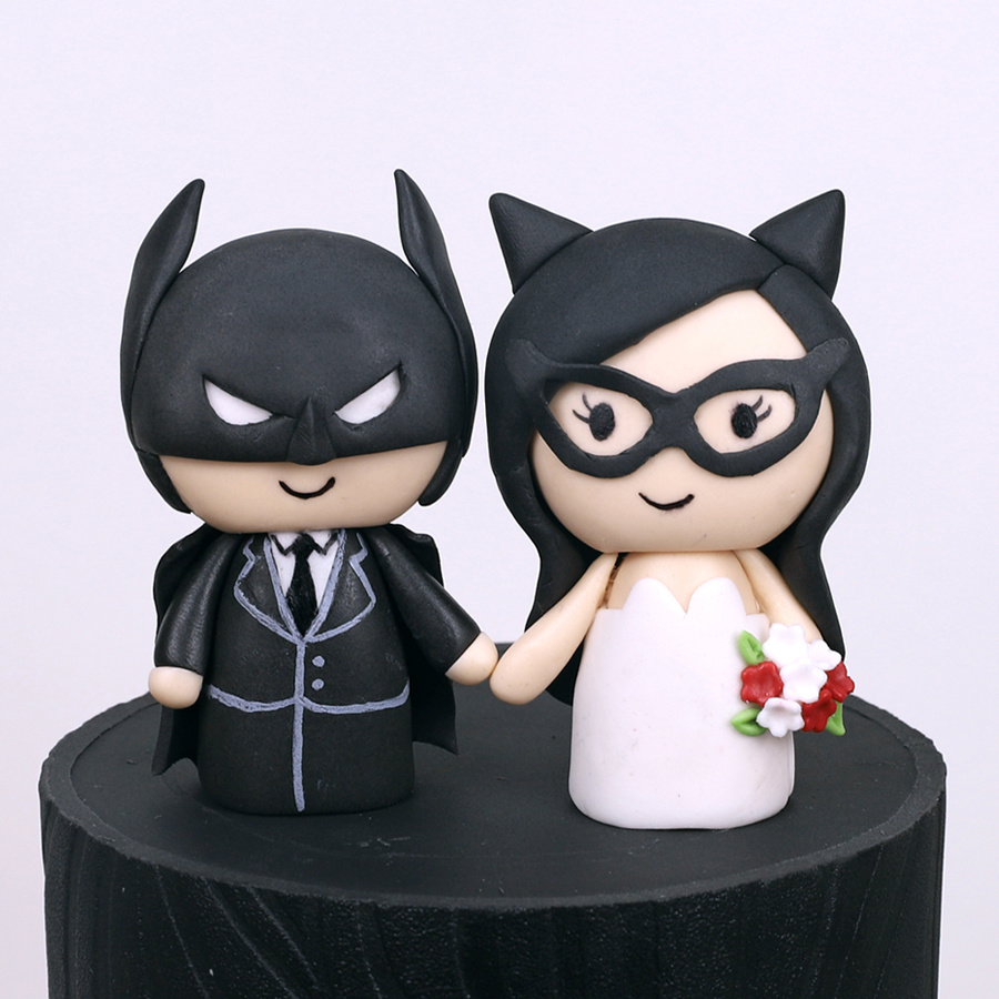 Modern black and white marble cake